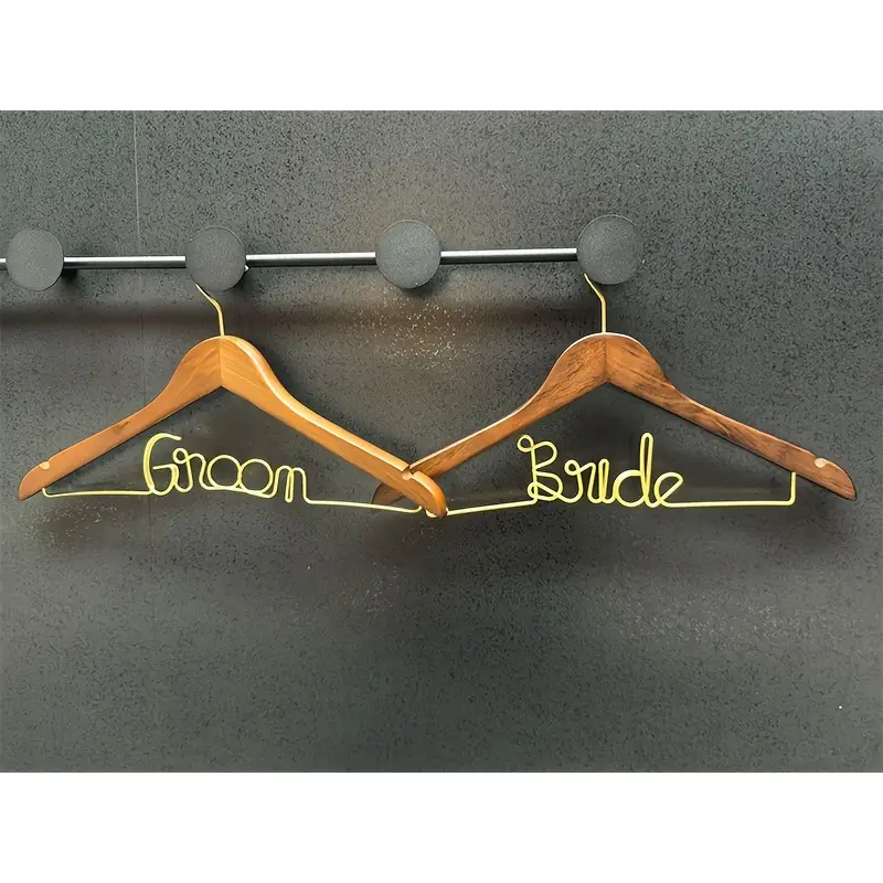 علاقة معطف فندقية خشبية فاخرة 